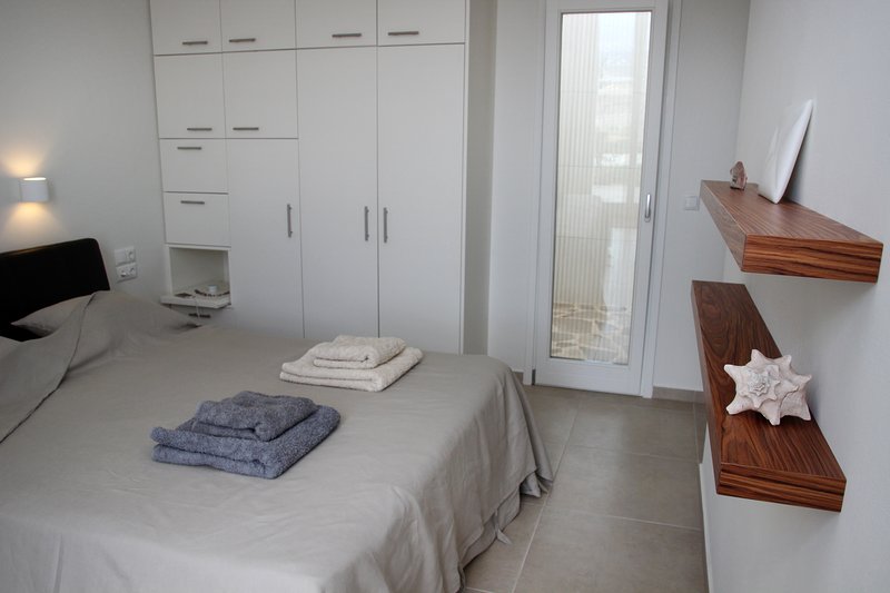 master bedroom Naxos villa for rent